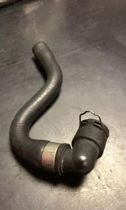 BMW 5 E60 E61 Engine coolant pipe/hose 7557364