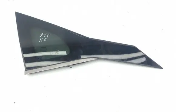 Nissan Qashqai J12 Rear side window