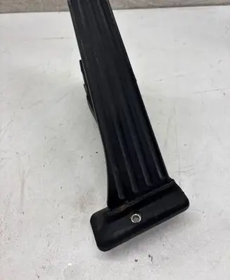 BMW 2 F22 F23 Accelerator throttle pedal 6853175 12037313DE 6PV01043533