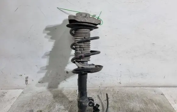 Mercedes-Benz A W176 Front shock absorber/damper A1763203238