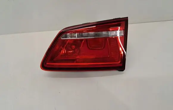 Volkswagen Golf Sportsvan Tailgate rear/tail lights 510945094K
