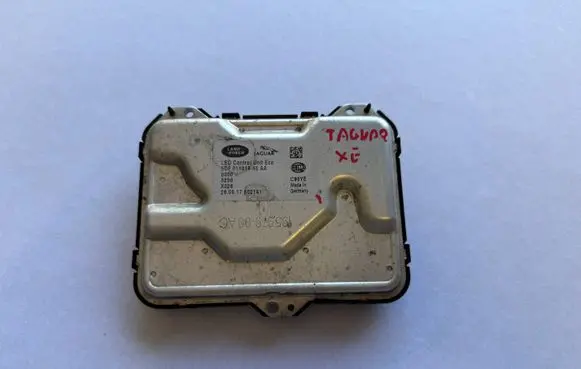 Jaguar XE Xenon control unit/module 5DF011818-45AA