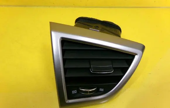 Hyundai Veloster Dashboard side air vent grill/cover trim 97480-2V000