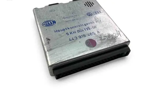 Audi 100 S4 C4 Engine control unit/module ECU 5KH004139