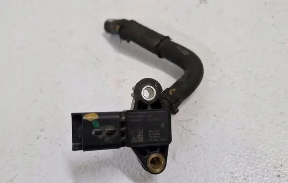 Renault Trafic III (X82) Air pressure sensor 223657652R