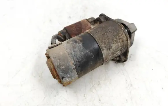 KIA Sorento Starter motor
