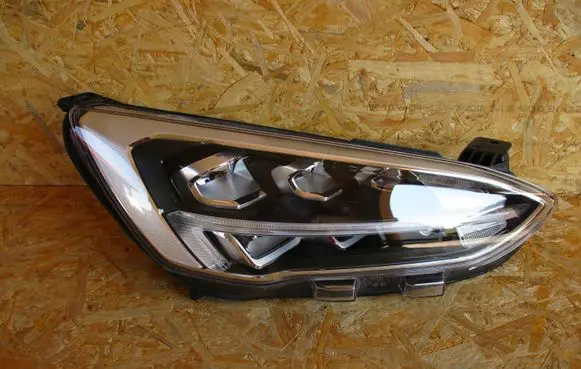 Ford Focus Headlight/headlamp