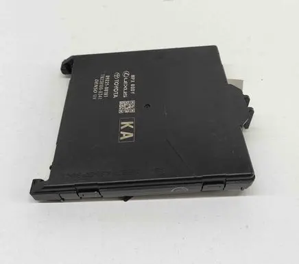 Toyota Sienna XL40 IV Central body control module TN2381008341 8922108101