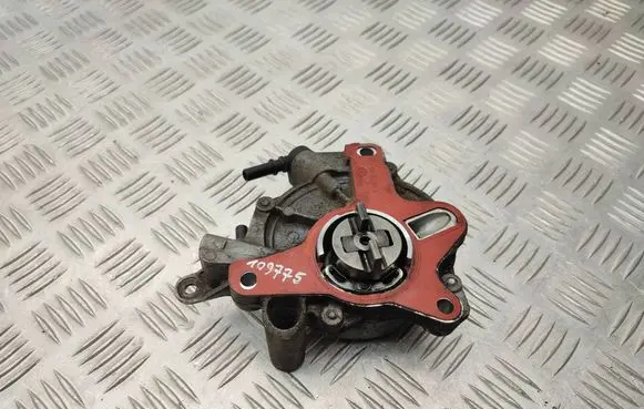 Peugeot 5008 Vacuum pump 9673836180