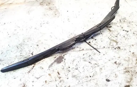 Dodge Magnum Front wiper blade arm