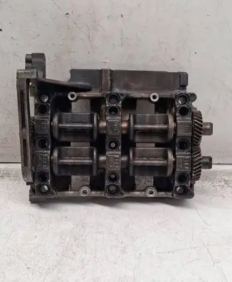 BMW 3 E90 E91 Oil pump balance shaft 