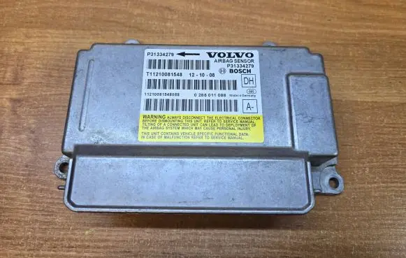 Volvo S60 Airbag control unit/module P31334279 T11210081548