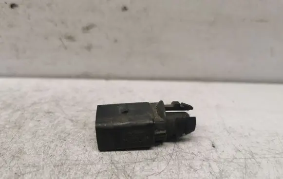 Volkswagen Golf V Outside/external air temperature sensor 8ZO820535