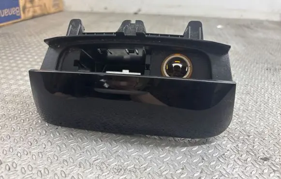 Peugeot 508 Ashtray (front) 9671177577 1003394XX 9686445477
