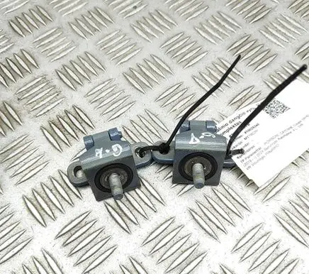 Porsche Cayenne (9Y0 9Y3) Tailgate/trunk/boot hinge 971827299A