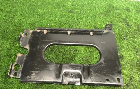 Volkswagen Transporter - Caravelle T5 Battery tray 7H0805283