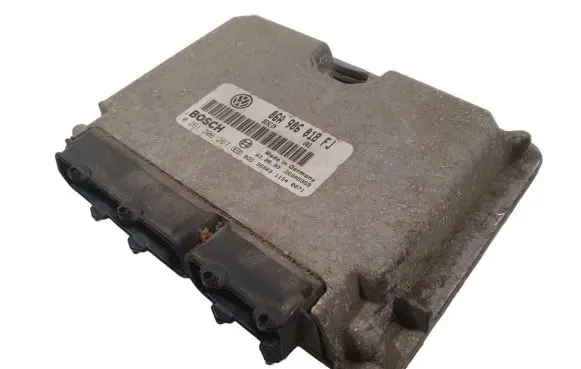 Skoda Octavia Mk1 (1U) Engine control unit/module 06A906018FJ