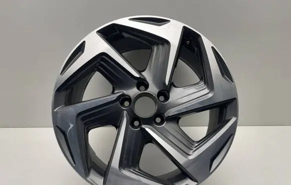 R19 alloy rim