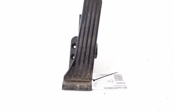 Mercedes-Benz E W212 Accelerator throttle pedal A2043000004