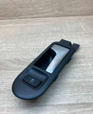 Volkswagen Golf IV Front door interior handle 3B1837114