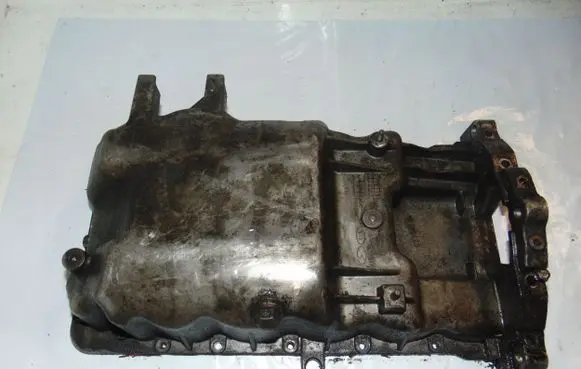 Hyundai Accent Oil sump 2151026010