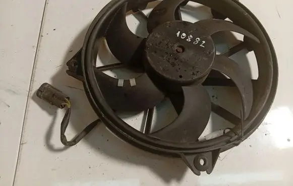 Citroen C8 Radiator cooling fan shroud 