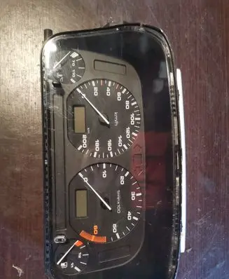 Volkswagen Polo II 86C 2F Speedometer (instrument cluster) 87001323