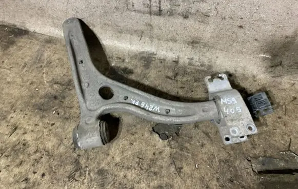 Mercedes-Benz B W246 W242 Front lower control arm/wishbone A2465462743