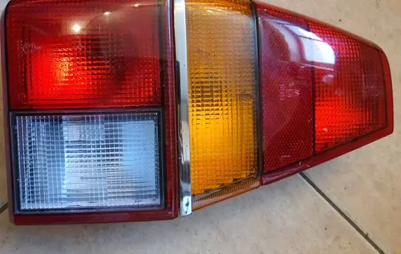 Volkswagen PASSAT B2 Rear/tail lights 321945111