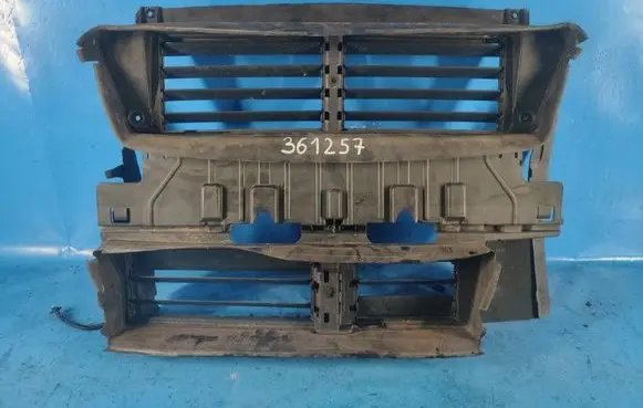 Ford Fusion II Radiator active air flap actuator HS738475A