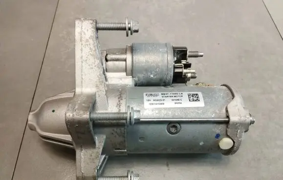 Volkswagen Amarok II Starter motor MB3T11000LA