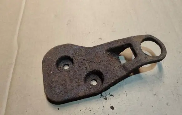 Chrysler Sebring (ST-22 - JR) Towing hook eye 