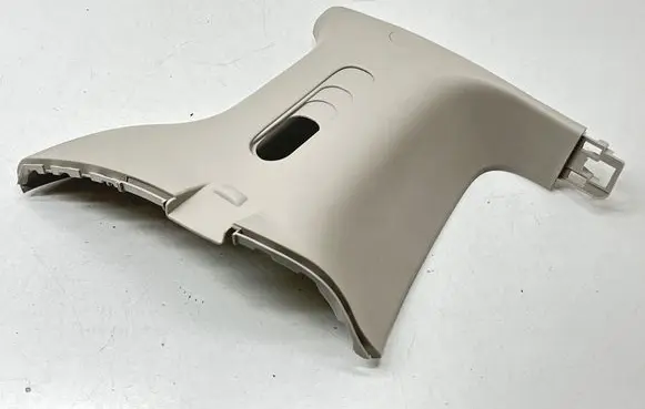Chrysler Pacifica (C) pillar trim 5RH64PD2AH 101870140AYR 00117196