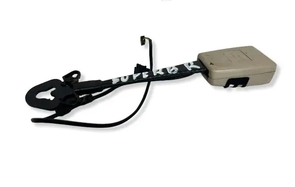 Skoda Superb B6 (3T) Front seatbelt buckle 3T0858471