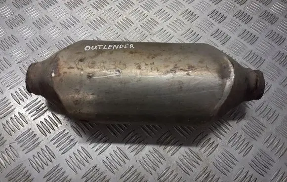Mitsubishi Outlander Catalyst/FAP/DPF particulate filter 
