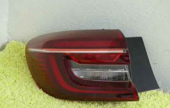 Renault Clio V Rear/tail lights 265551035R