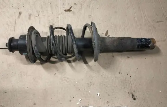 Porsche Boxster 986 Rear wheel hub spindle/knuckle 