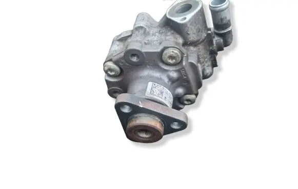 Audi Q7 4L Power steering pump 7L8422154J