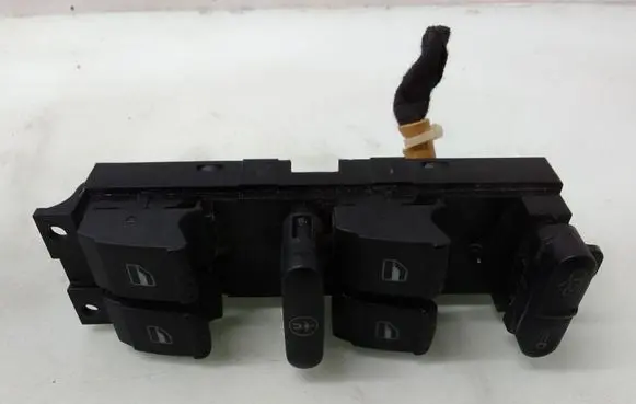 Volkswagen Golf IV Electric window control switch 1J4959857