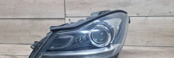 Mercedes-Benz C W204 Headlight/headlamp A2048204539