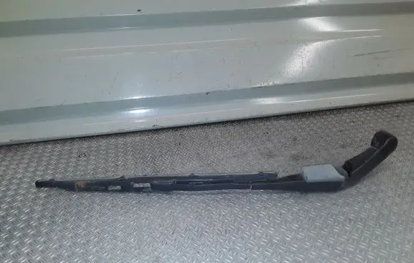 Honda CR-V Rear wiper blade 