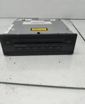 Audi A6 S6 C6 4F CD/DVD changer 4E0035111A 4E0910111E