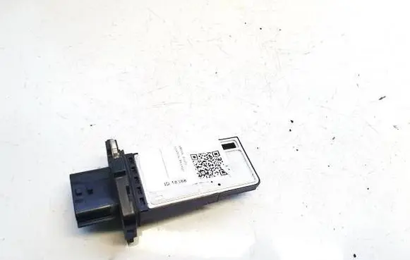 Nissan Qashqai+2 Mass air flow meter 226807s000