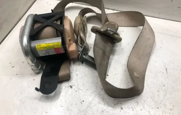 Hyundai Tucson JM Front seatbelt 888102E301