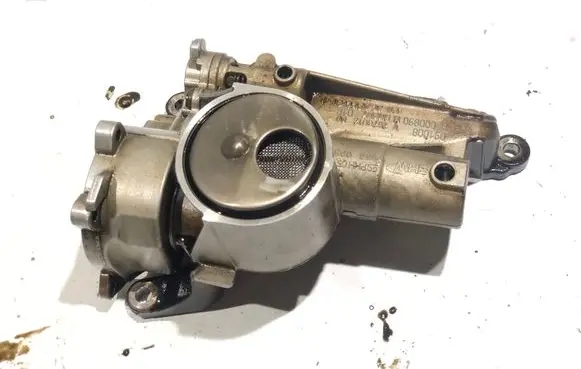 Citroen C4 I Picasso Oil pump 7576012
