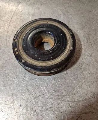 Nissan Qashqai Crankshaft pulley 8200767762