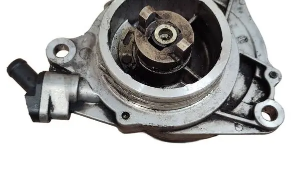 BMW 5 E39 Vacuum pump 72832710B 01T1150818 7786841