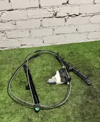 Audi Q7 4M Curtain motor 4M0863560
