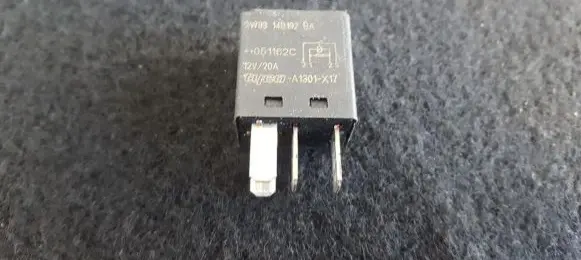 Ford Mondeo Mk III Other relay 2W9314B192BA A1301-X17