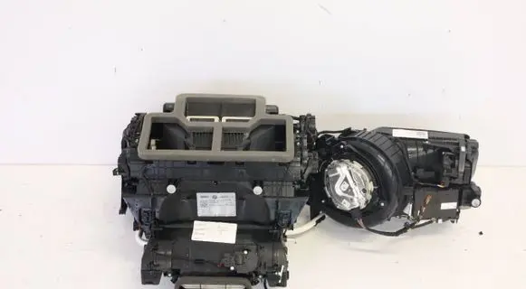 BMW X3 G01 Interior heater climate box assembly 657893653